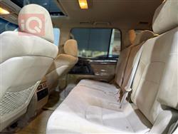 تۆیۆتا لاند کروزەر